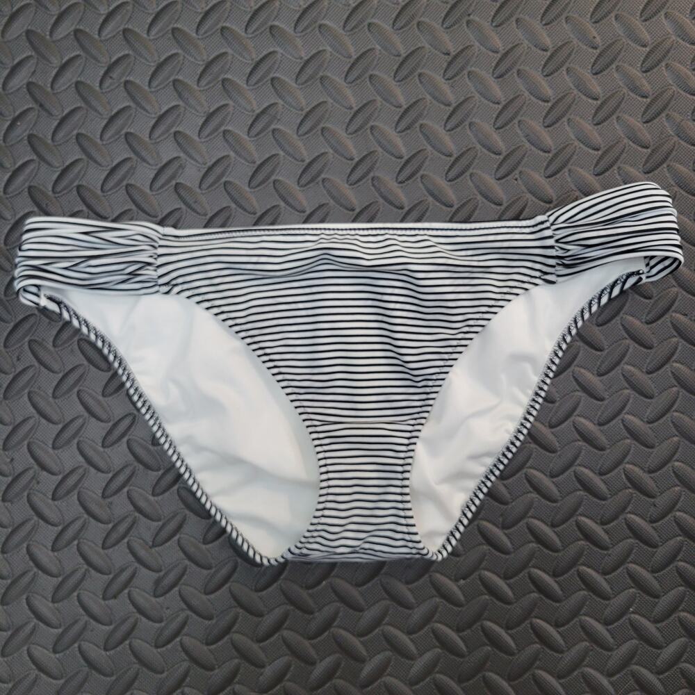 Victoria’s Secret Bikini Bottom Large Nautical Stripe Ruched Side Vacation Beach